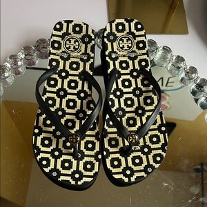 Tory Burch Black and Tan Geometric Sandals size 7.5